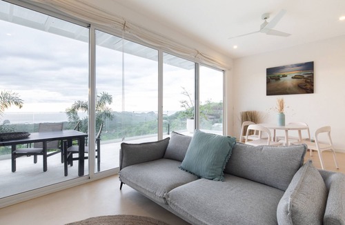 Brasilito House | 2 BR Home in Mar Vista-Pool-Balcony-Ocean View-BBQ: Casa Ayla B