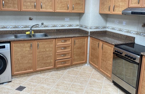 Abu Dhabi Apartment | 2 min from Beach
