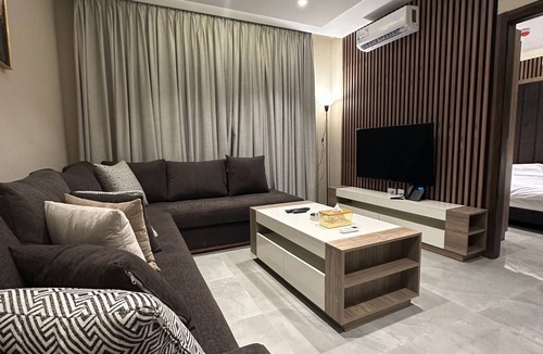 Al Swaifyeh Apartment | 206 AL-NAJEH JRE Apartments For Rent ave