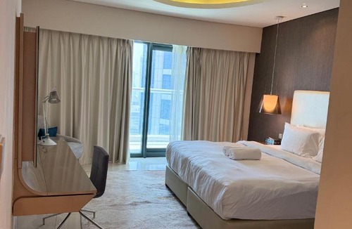 Business Bay Apartment | 2BR Apartment in Paramount Hotel with Burj Khalifa View