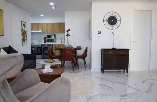 Masdar City Apartment | 2BR hidden Gem - Masdar city
