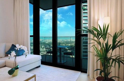 Bur Dubai Apartment | 2BR Stylish Apartment-Direct access to Dubai Mall