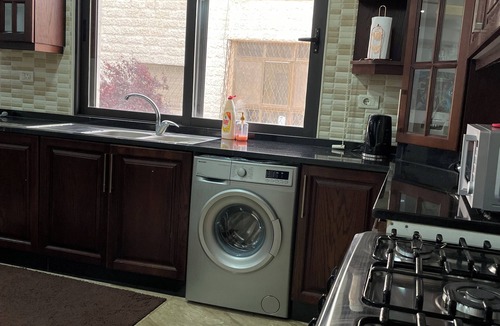 Suwailih Apartment | (3) 3-bedroom family apartment near shopping, mosque; free indoor parking