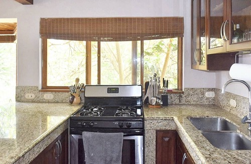 San Antonio House | 3 bedroom mountain oasis in Escazú, San José