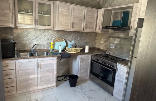 Al Jubeiha Apartment | 3-bedroom rooftop air conditioned apartment in Amman, Jubaiha, Jordan highway