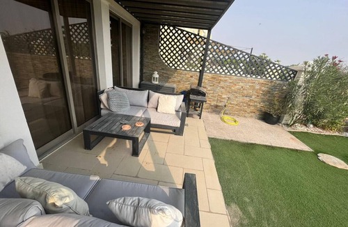 Ras Al Khaimah House | 3 Bedroom Villa with Golf View