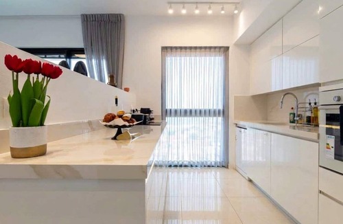 Bat Yam Apartment | 3BR SeaFront APT Prestigious Tower | Mamad
