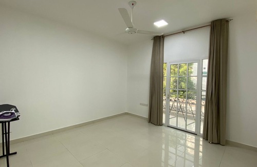 Seeb House | 4 Bedrooms Luxury Scandi Style Retreat in the Center of Muscat