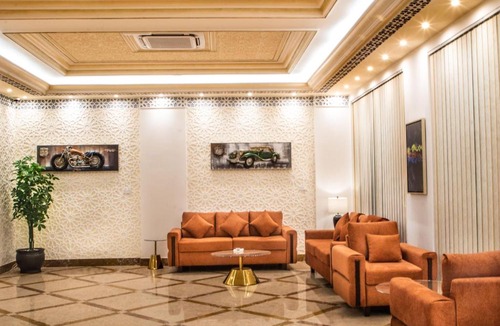 Muscat Hotel | 4 Guys Hotel