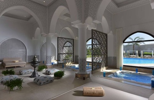Sharm El Sheikh Hotel | 4 Restful Rooms with Pool Access near Beach and Local Attractions
