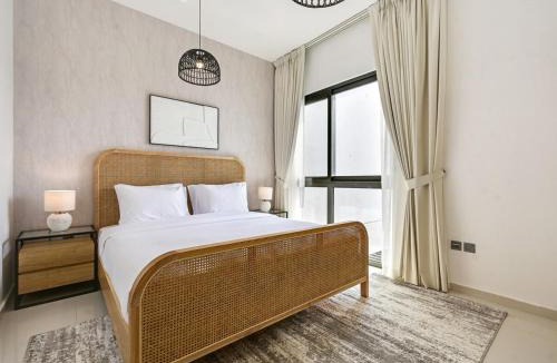 Dubai Villa | 4BR Luxurious Villa DAMAC Hills 2