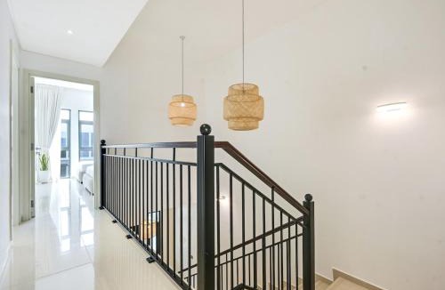 Dubai Villa | 4BR Luxurious Villa DAMAC Hills 2