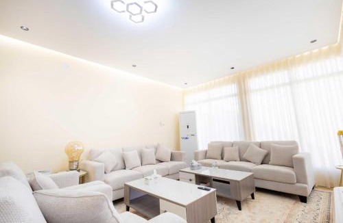 Al Jazirat Al Hamra Villa | 4BR Luxury villa with private pool and Majlis
