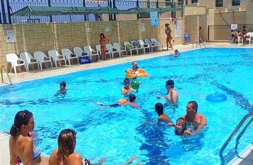 Ashkelon Apartment | 5 minutes from the beach and skates Park. Swimming pool, Sauna, Jacuzzi.