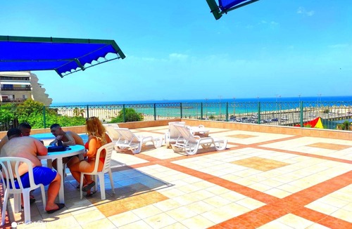 Ashkelon Apartment | 5 minutes from the beach and skates Park. Swimming pool, Sauna, Jacuzzi.