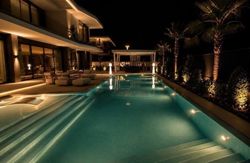 Dubai House | 6BR Lamborghini Luxury Villa | Cinema, Spa & Pool