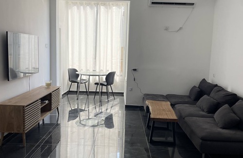 Bat Yam Apartment | A beautiful apartment a moment from the sea, from Tel Aviv and the light railn