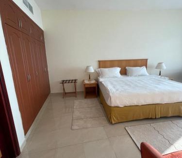 Rumailah Apartment | A charming offshore flat view