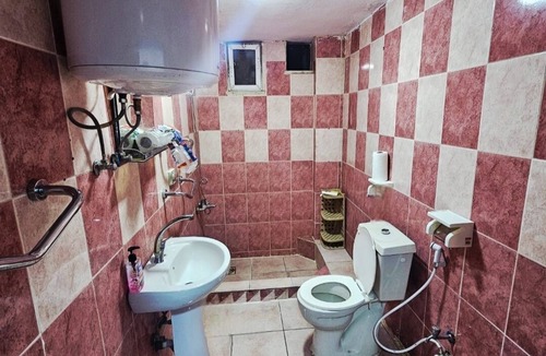 Jerash House | A spacious room in the ancient city of Jerash consisting of three bedrooms