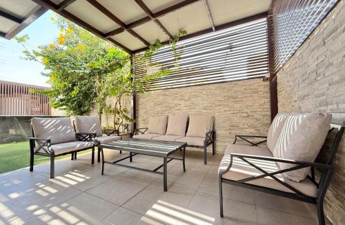 Ajman Villa | AB Villa - Pool & Cinema