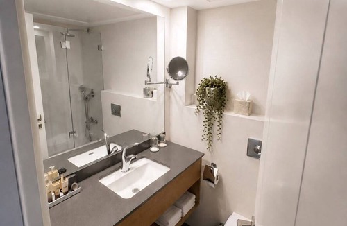 Kerem HaTeimanim Hotel | Abratel Sea View