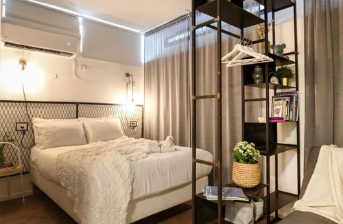 Kerem HaTeimanim Apartment | Aden Studio in the Carmel House by Sea N' Rent