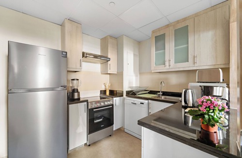 Jumeirah Beach Residence Condo | Aesthetic & Cozy Beach/Apt Pool+ MarinaView +Gym