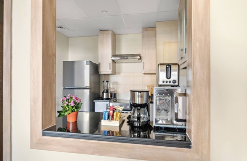 Jumeirah Beach Residence Condo | Aesthetic & Cozy Beach/Apt Pool+ MarinaView +Gym