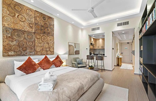 Discovery Gardens Apartment | Airstay - Palmoral Collection - Studio - Near Metro - Monthly Offer Available