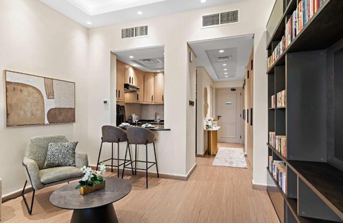 Discovery Gardens Apartment | Airstay - Palmoral Collection - Studio - Near Metro - Monthly Offer Available