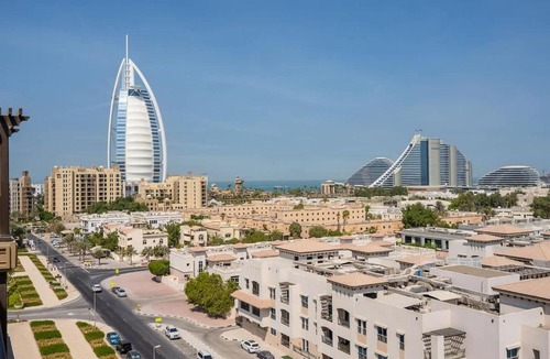 Umm Suqeim 3 Apartment | Airstay - Upscale 1BR - Iconic Burj AlArab Views - Monthly Offer Available