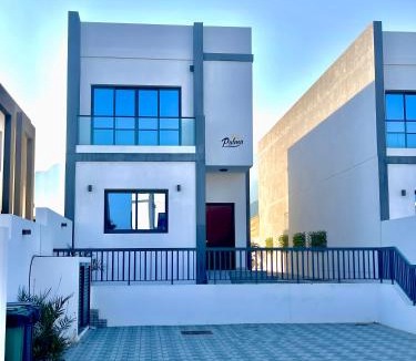 Sharm Villa | Al Dana Palma Villa - Luxury 4-bedroom villa with Heated Pool & Mountain Sea View