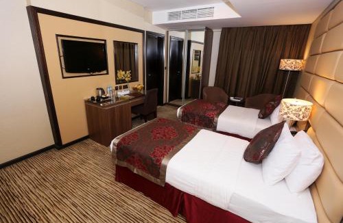 Al Sharq Hotel | Al Hamra Hotel