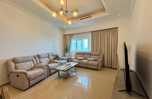 Al Hamra Village Hotel | Al Hamra Residence Sea View Apartment
