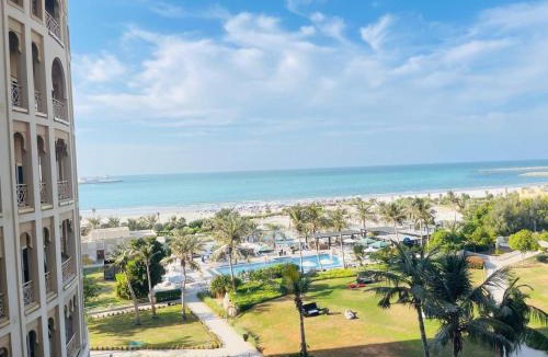 Al Hamra Village Hotel | Al Hamra Residence Sea View Apartment