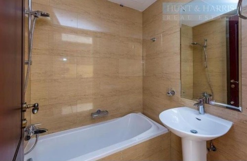 Al Hamra Village Apartment | al hamra village