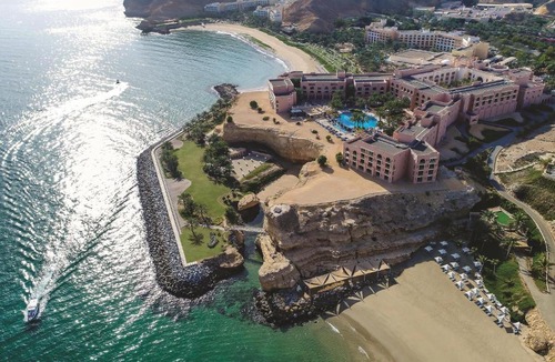 Barr Al Jissah Resort | Al Husn Hotel Muscat - managed by Hilton
