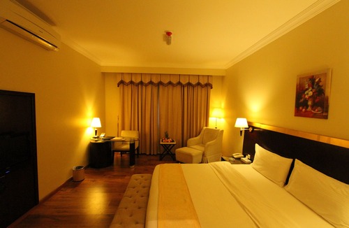 Ras Al Khaimah Hotel | Al Maha Residence RAK