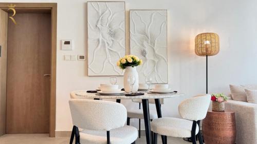 Al Raha Beach Apartment | Al Raha 2BR Haven - Stylish Elegant Luxe Escape