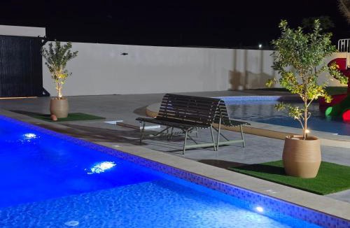 Musannah Resort | Al Tharaa Chalet استراحة الثراء