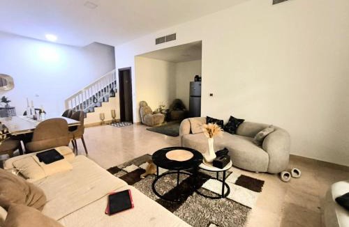 Ajman House | Al-Zahya-Ajman City Private Room in A luxury Villa