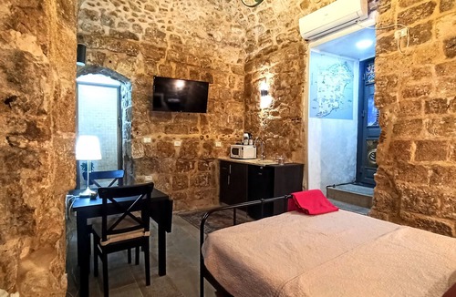 Acre Old City Apartment | Ali Baba's Cave - Acre Hidden Treasure