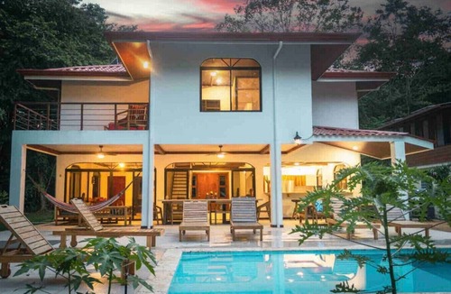 Puerto Jimenez Villa | All-Inclusive Costa Rica Retreat Chef & Jungle