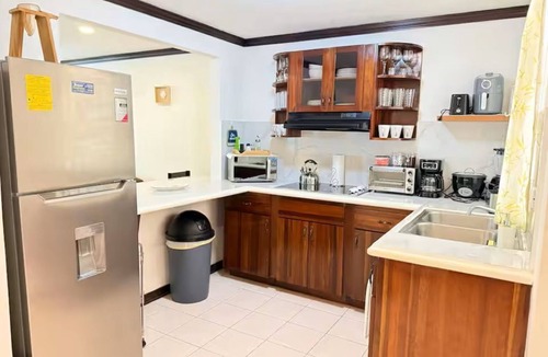 Damas Apartment | Alojamiento entero: vivienda rentada en Quepos, Costa Rica