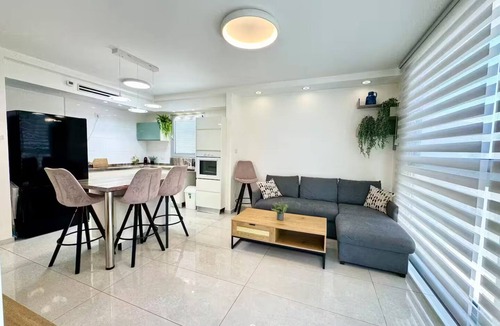 Haifa Apartment | Alona’s Apartments on the beach