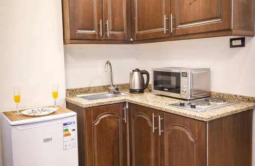 Al Jubeiha Apartment | Alqimah Serviced Lovely Studio Apartment With Balcony Wifi