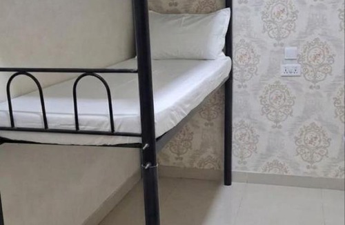 Deira Apartment | Alqiyadah Metro Station kayan royal male apartment