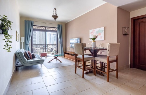 Downtown Dubai Apartment | Amazing 1BR in Magical Old Town Dubai!