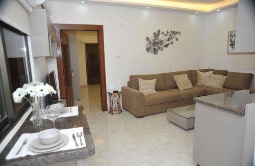 Jabal Al-Hussein Apartment | Amazing one Bedroom Apartment in Amman,Elwebdah 10