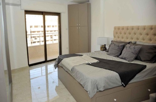 Jabal Al-Hussein Apartment | Amazing one Bedroom Apartment in Amman,Elwebdah 11